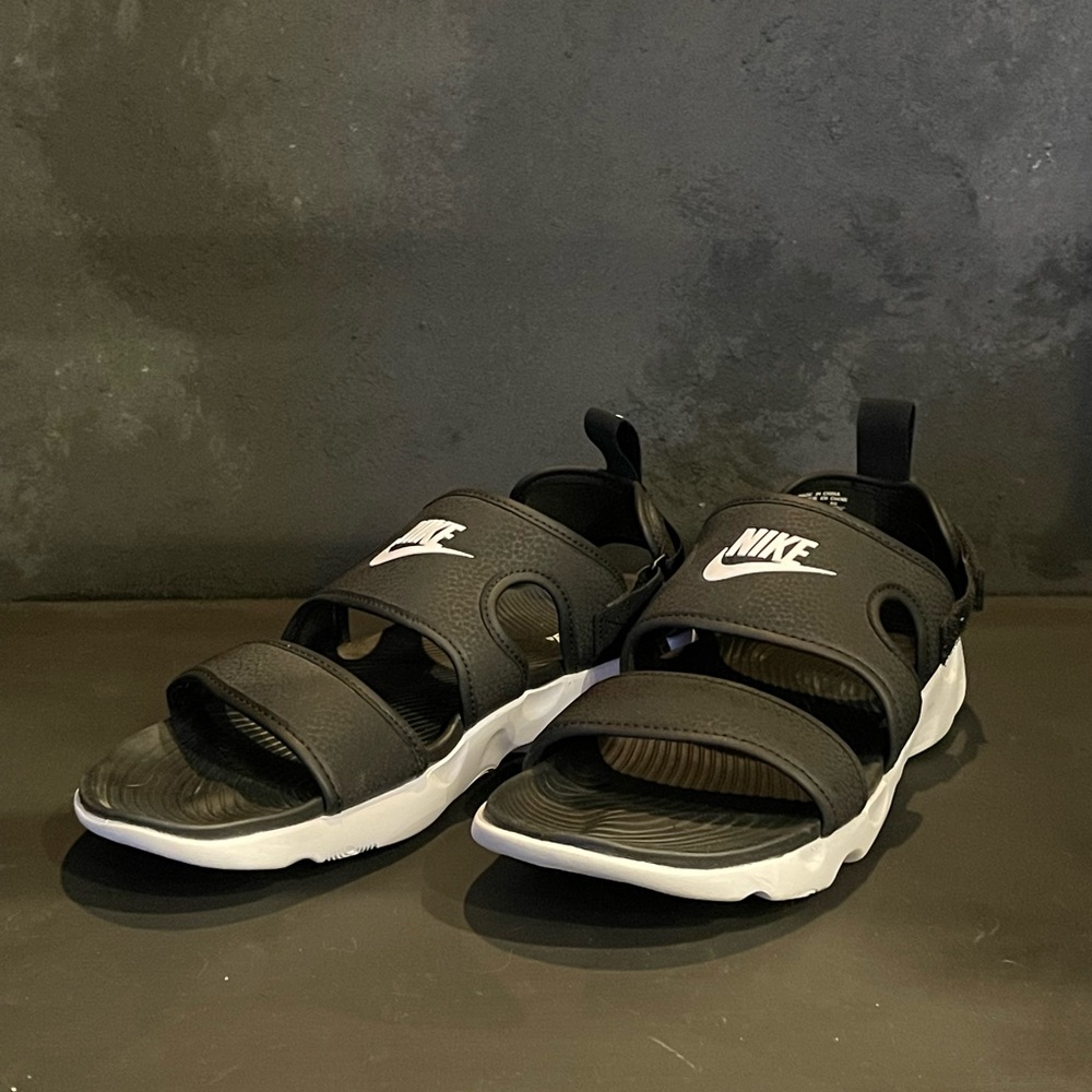 Nike sandal